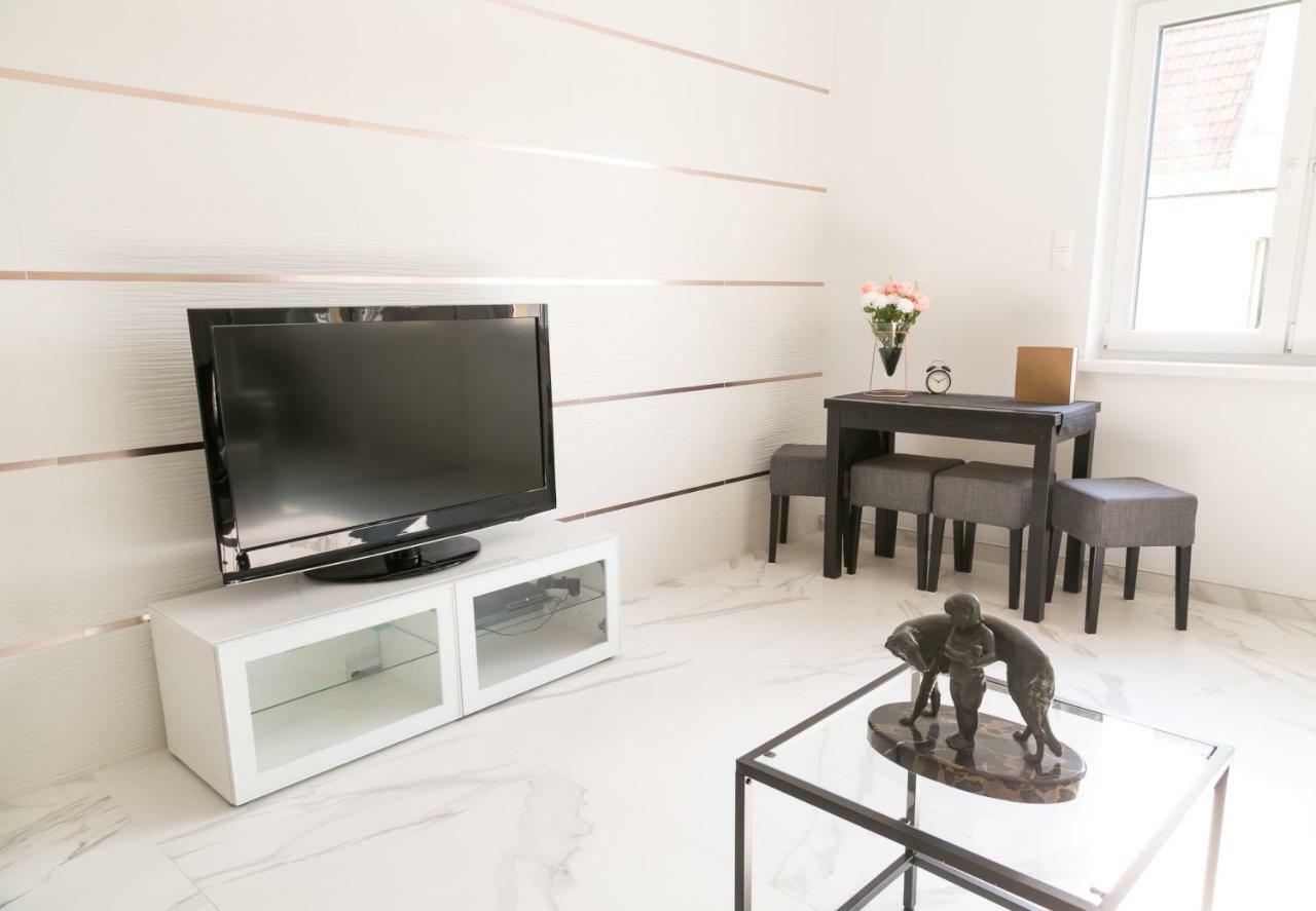 Supreme Vienna Studio Appartement Buitenkant foto